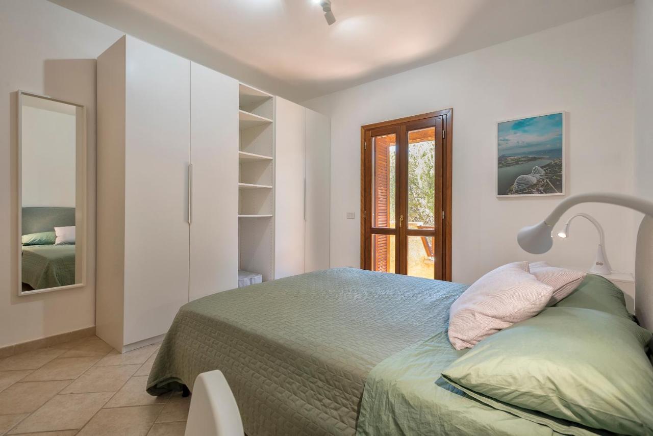 Appartement House Of Lens à Golfo Aranci Extérieur photo
